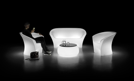 Svítící plastové sofa OHLA